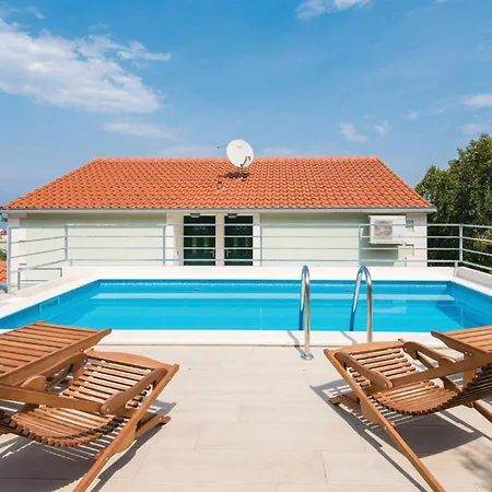 One-bedroom In Lejlighed *